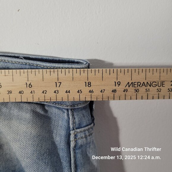 American Eagle 36x30 Light Blue Distressed Jeans Cotton Blend Stretch - Picture 6 of 7